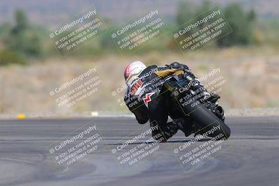 media/Oct-01-2023-SoCal Trackdays (Sun) [[4c570cc352]]/Turn 14 Backside (1120am)/